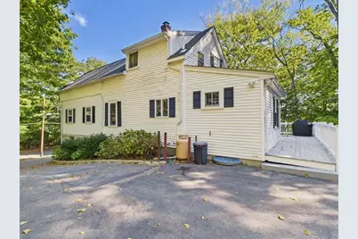 318 South St, Hanson, MA 02341 - Photo 4