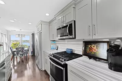 11 Cove St, Mattapoisett, MA 02739 - Photo 20
