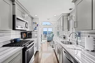 11 Cove St, Mattapoisett, MA 02739 - Photo 18