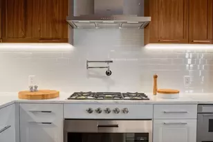 300 Pier 4 Blvd., Boston, MA 02210 - Photo 10