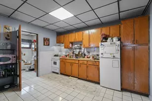 337 Columbia St, Fall River, MA 02721 - Photo 14