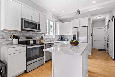 127 Marblehead St #A, North Andover, MA 01845 - Photo 8