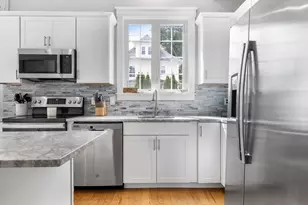 127 Marblehead St, North Andover, MA 01845 - Photo 6