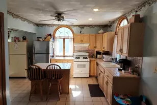 17 Davis St, Taunton, MA 02780 - Photo 14