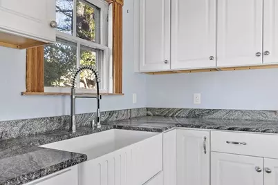 39 Terrace St, Orange, MA 01364 - Photo 4