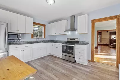 39 Terrace St, Orange, MA 01364 - Photo 6