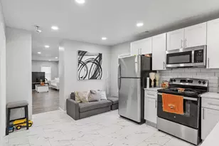 36 38 38 5 Houghton St, Worcester, MA 01604 - Photo 2