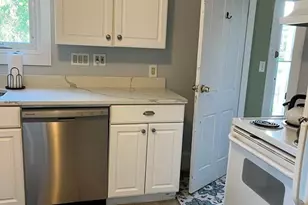 21 Blaney St, Swampscott, MA 01907 - Photo 10