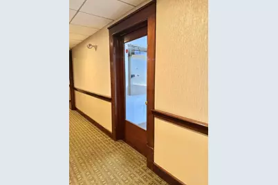 388-390 Commonwealth Ave #B2, Boston, MA 02215 - Photo 4