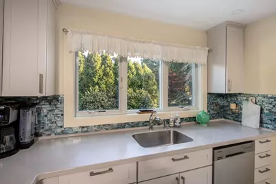 4 Blackhall Ct, Marion, MA 02738 - Photo 14