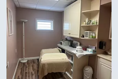 420 Brightman St, Fall River, MA 02720 - Photo 12