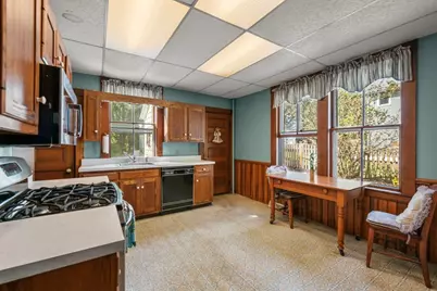 66 Jersey St, Marblehead, MA 01945 - Photo 18