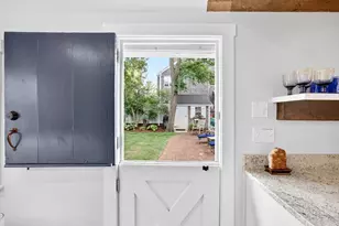 594 Commercial St, Provincetown, MA 02657 - Photo 32