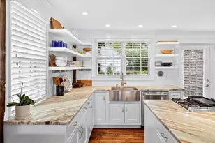 594 Commercial St, Provincetown, MA 02657 - Photo 14