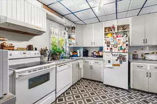 203 Pleasant St, Ashland, MA 01721 - Photo 14