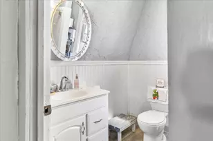 203 Pleasant St, Ashland, MA 01721 - Photo 28