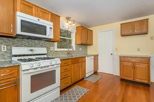 6 Buena Vista Dr, Franklin, MA 02038 - Photo 6