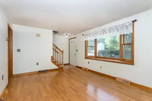 6 Buena Vista Dr, Franklin, MA 02038 - Photo 4