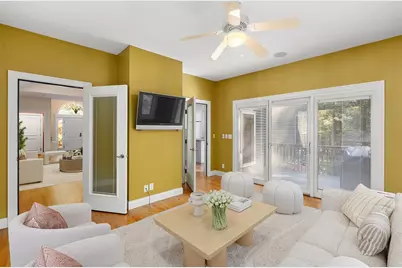 10 Golden Cir, Southampton, MA 01073 - Photo 8