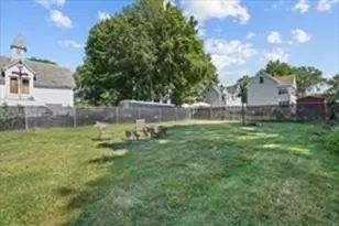 81 5th Ave, Lowell, MA 01854 - Photo 14