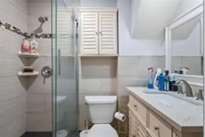 81 5th Ave #1, Lowell, MA 01854 - Photo 12