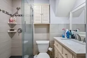 81 5th Ave, Lowell, MA 01854 - Photo 12