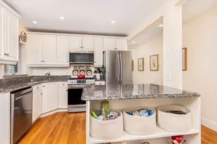 10 Andrew St, Salem, MA 01970 - Photo 10