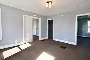 425 Taylor St, Springfield, MA 01105 - Photo 10