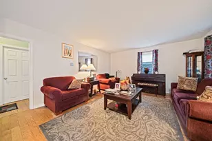 425 East St, Weymouth, MA 02189 - Photo 1