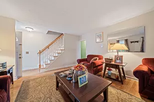 425 East St, Weymouth, MA 02189 - Photo 2