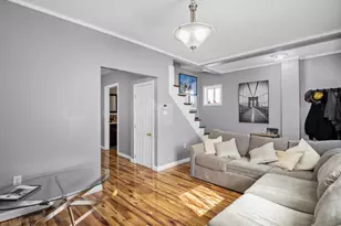 85 B St, Lowell, MA 01851 - Photo 4