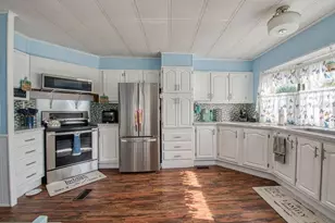 305 Turnpike St=237 5th St, Easton, MA 02375 - Photo 8