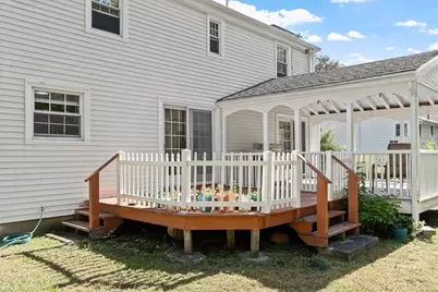 2 Spring Ln, Hopkinton, MA 01748 - Photo 4