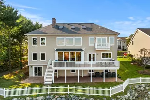 116 Raffaele Dr, Waltham, MA 02452 - Photo 2