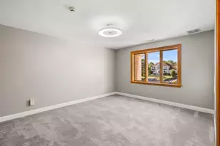 116 Raffaele Dr, Waltham, MA 02452 - Photo 30