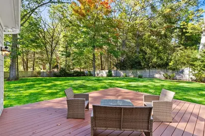 18 Robinson Rd, Lexington, MA 02420 - Photo 34