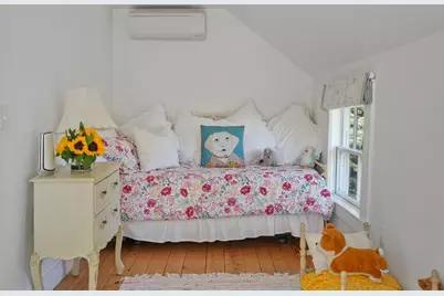 187 Lagoon Pond Road, Tisbury, MA 02575 - Photo 20