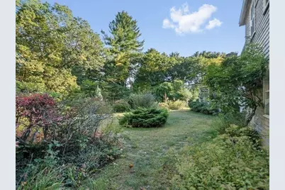 17 Glezen Lane, Wayland, MA 01778 - Photo 12