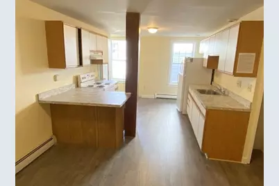 79 Hawley St #B, Northampton, MA 01060 - Photo 2