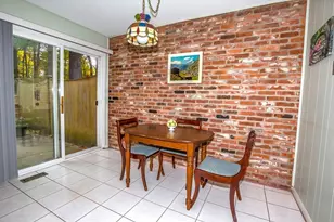 52 Smithfield Ct, Springfield, MA 01108 - Photo 14