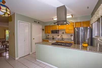 52 Smithfield Ct #52, Springfield, MA 01108 - Photo 8