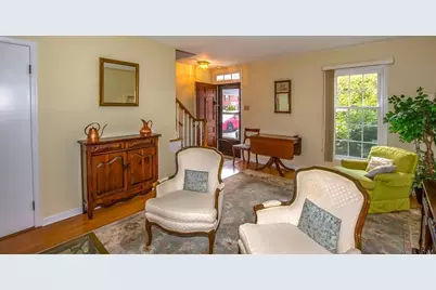 52 Smithfield Ct #52, Springfield, MA 01108 - Photo 4