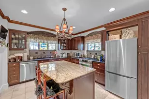 283 Longhill St, Springfield, MA 01108 - Photo 2