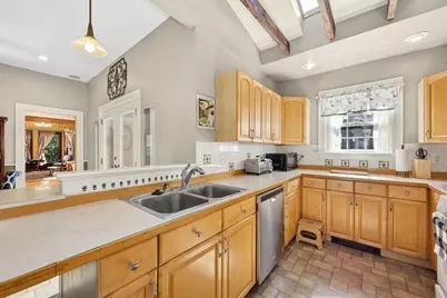 24 Bolton Street, Marlborough, MA 01752 - Photo 12