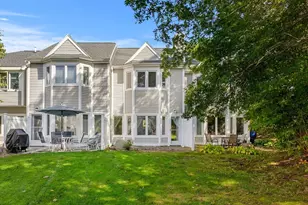 4 Westcliff Dr, Plymouth, MA 02360 - Photo 2