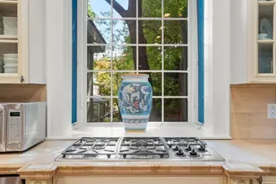 1430 Beacon St, Newton, MA 02468 - Photo 16