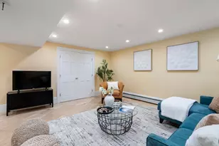 1430 Beacon St, Newton, MA 02468 - Photo 30