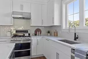 15 Conifer Cir, Shrewsbury, MA 01545 - Photo 2