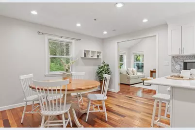 45 Winterberry Way, Bedford, MA 01730 - Photo 6