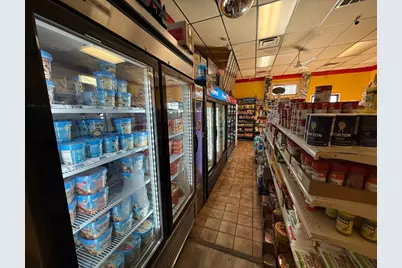 208 Snell St, Fall River, MA 02721 - Photo 10